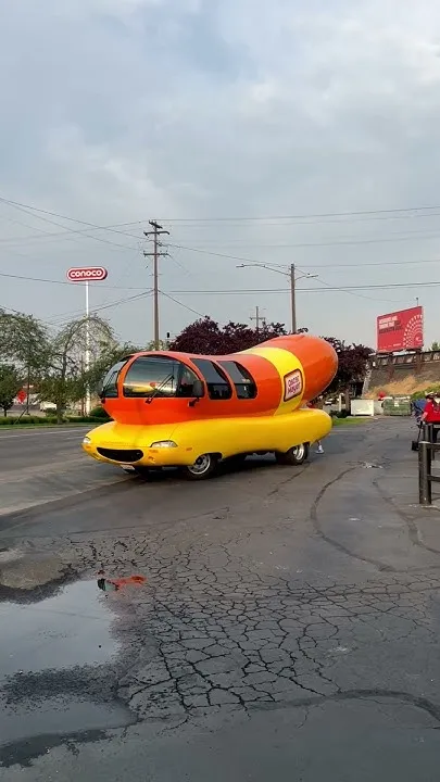 The Wienermobile parks at Franks Diner (Video)