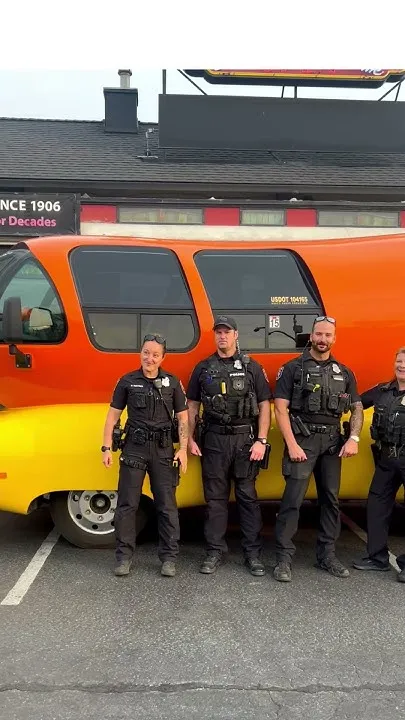 Cheesey Weeney at Franks Diner (Video)