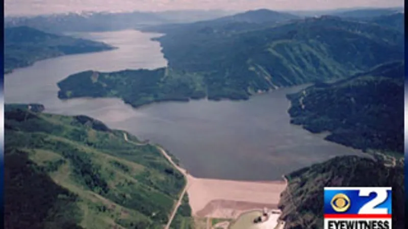 Jet boat capsizes below Palisades Dam on Snake River; two airlifted to Idaho Falls