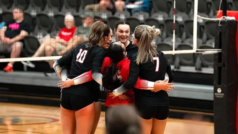 Nighthawks Look to Build on Strong Start at Redwood Coast Volleyball Classic