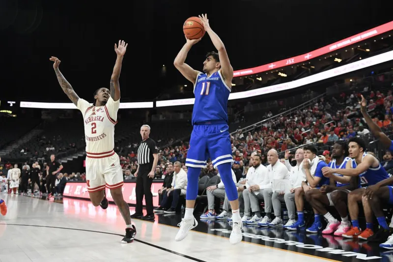 Boise State Hoops Looks For Redemption