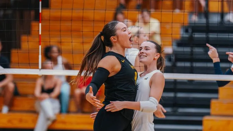 Vandals Defeat Marist in Five-Set Thriller