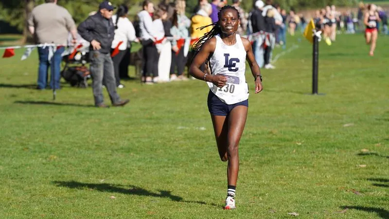No. 21 Warrior Women Earn Top Three Spots to Win in Portland