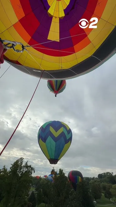 HOT AIR BALLOONS SOAR OVER BOISE (Video)