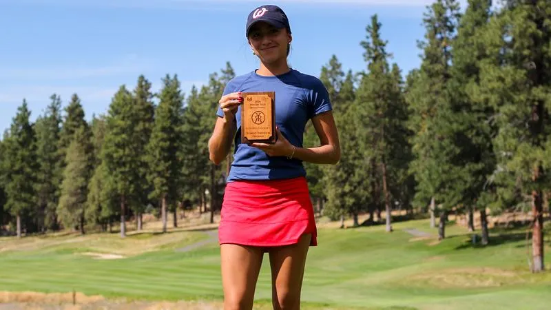 Barquet Wins Medalist Honors at OIT Fall Invite, No. 16 Women Place Second