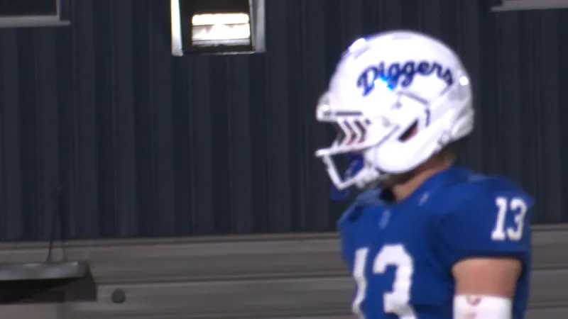 Strong defense leads Diggers to 27-14 win over Braves