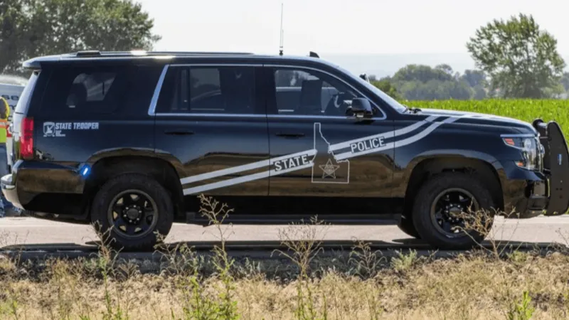 Sweet-Ola Highway shut down for 3 hours after fatal rollover kills Ontario, Ore., woman