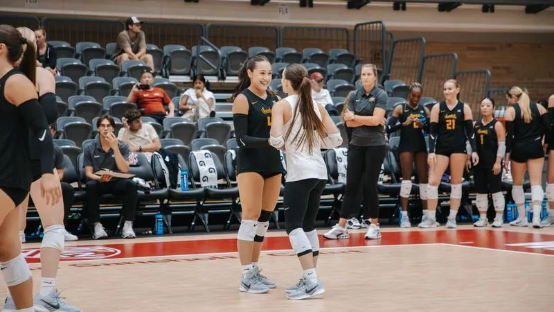 Volleyball Outlasts Host Cal Baptist in Five to Close Week 3