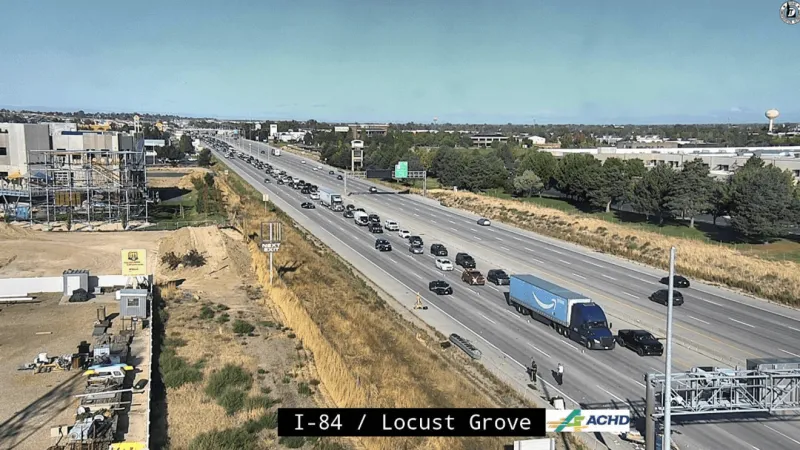Medical emergency causes rollover, blocking eastbound I-84 near Meridian for 3 hours