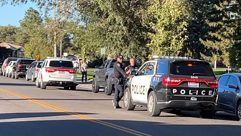 Man dies after being rescued from the Snake River