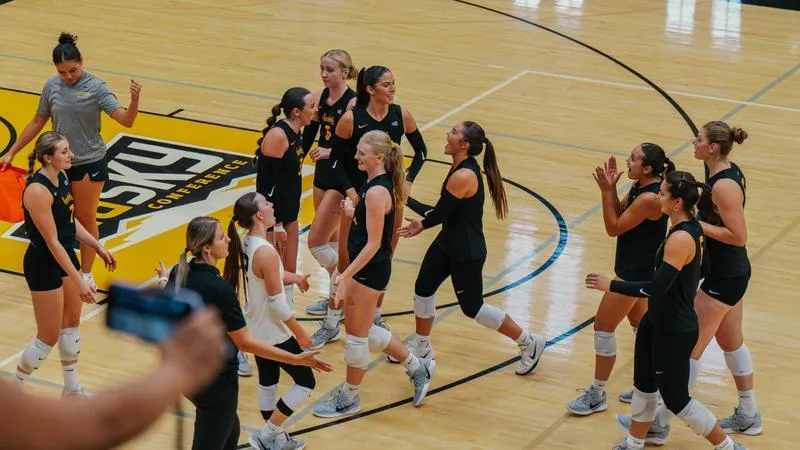 Volleyball Closes Non-Conference Slate at New Orleans Invitational