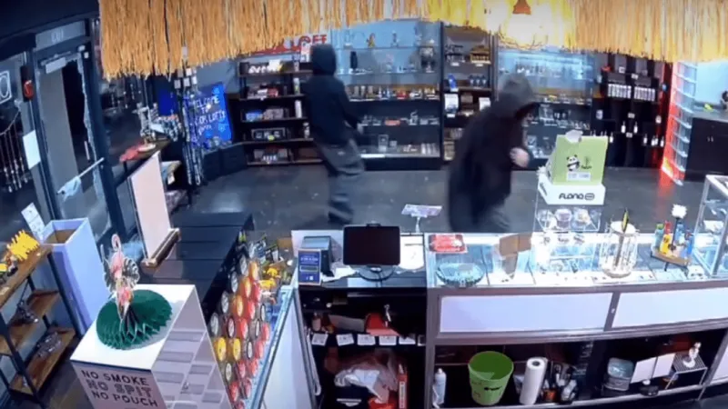 Nampa Police ask for help identifying suspects in burglary