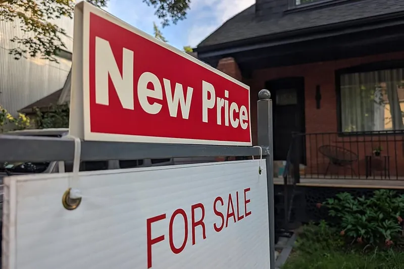 3 costly mistakes sellers make when their home isn't selling