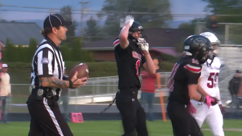 Russets find offensive rhythm in dominant victory before Spud Day
