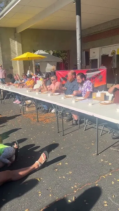 Nampa Farmers Market hosts seventh Bob Wagner Memorial hot pepper eating challenge (Video)