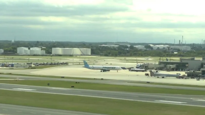 Fiber cut by construction crew leads to ground stop and delays at several major airports