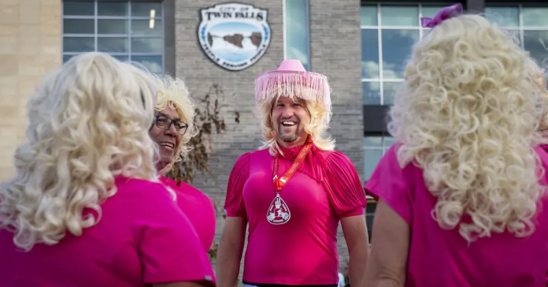 Rock, Paper, Scissors: Costumed Champions Throw Down