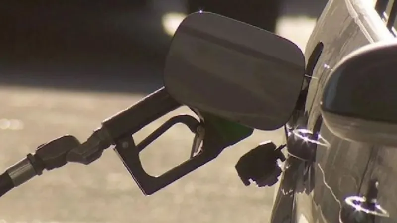 Idaho gas prices rise significantly. Regular unleaded up 17 cents per gallon in Boise