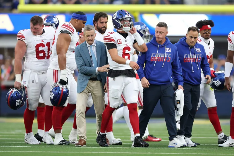 3 key NFL quarterbacks suffered injuries in a brutal Week 2. Here's the latest on their status