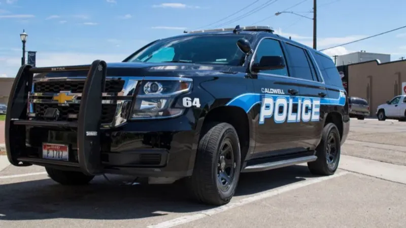 Caldwell police ask public to avoid Larch and Indiana amid active situation