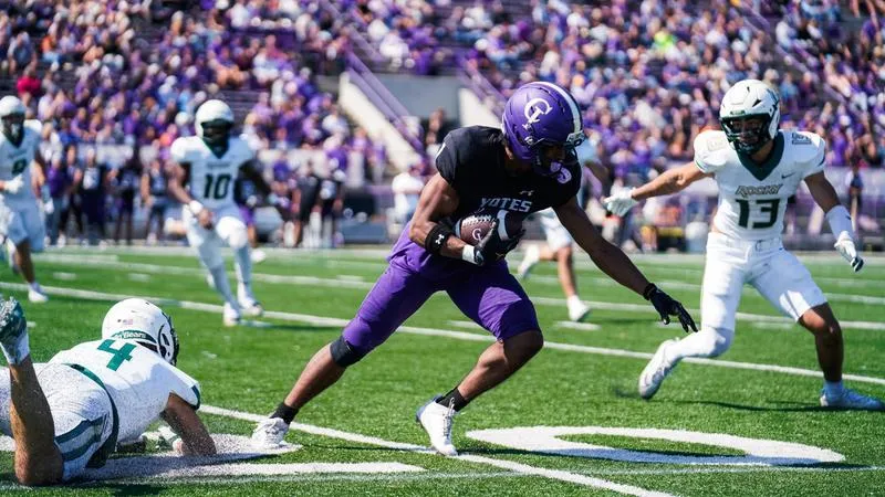 No. 3 Yotes Strike Early, Shut Down No. 2 Montana Tech