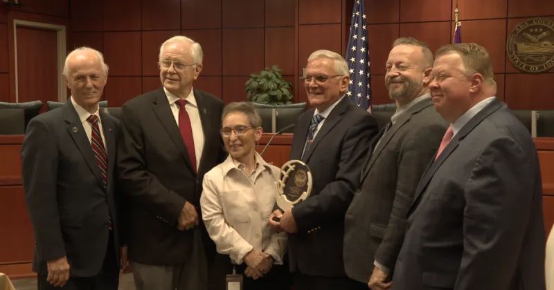 Ada County honors former Boise Rescue Mission leader Bill Roscoe with first-ever humanitarian award