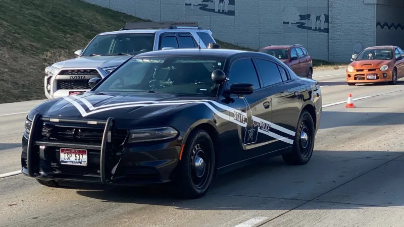 All westbound lanes blocked after multivehicle crash on I-84 near 10th Ave. in Caldwell