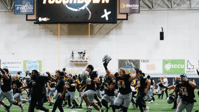 Idaho stuns No. 1 Montana State 35-34 for program's first win over top-ranked team
