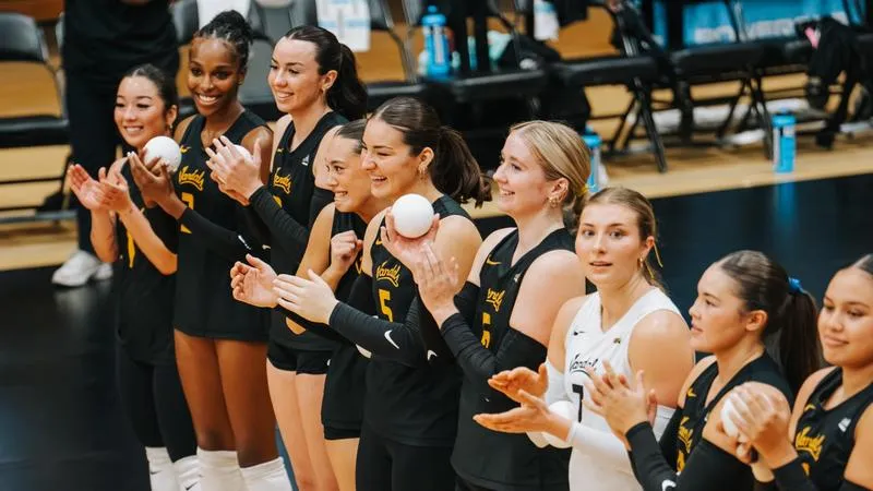 Volleyball Continues Road Stretch in Cheney, Greeley