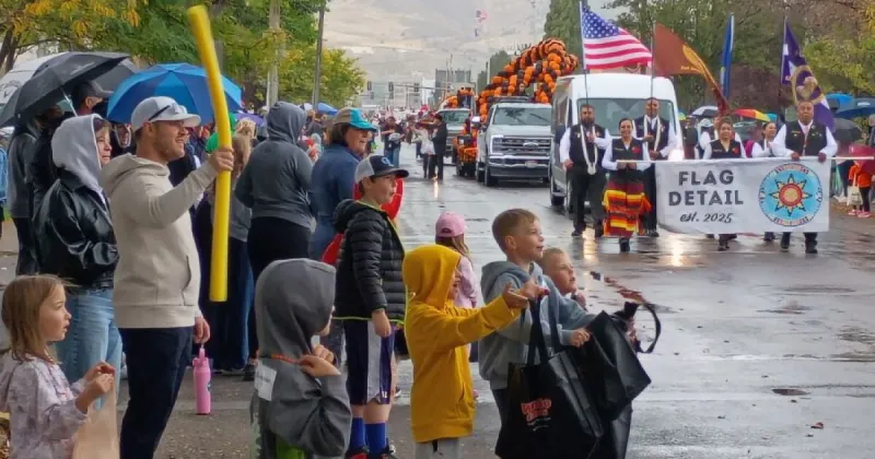 A little rain, but a lot of pride at ISU's Homecoming Parade