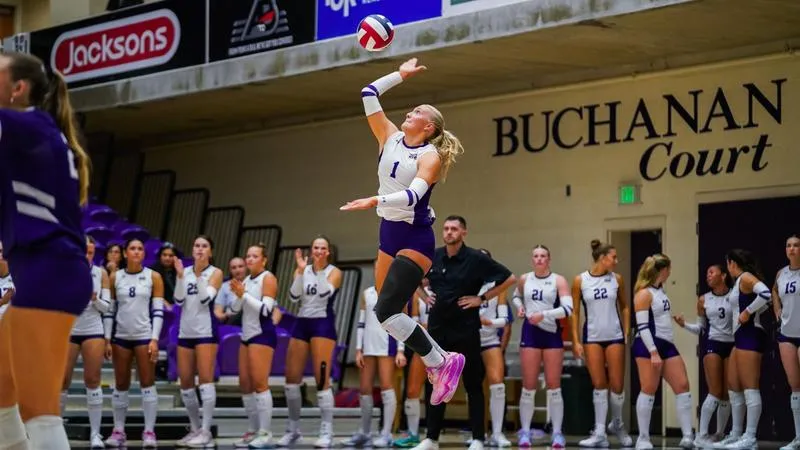 No. 8 Yotes Extend Home Dominance with Sweep of Northwest