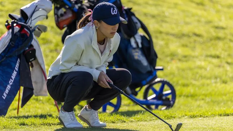 Barquet's Stellar Second Round Lifts No. 16 Warrior Women to Second Place Finish at Home