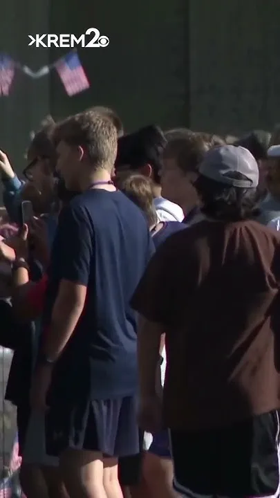 INW Honor Flight lands around 7:30 p.m. (Video)