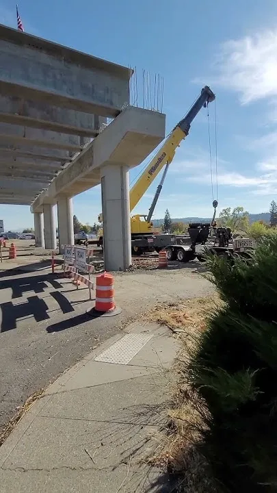 Spokane's North South Freeway crosses Sprague (Video)