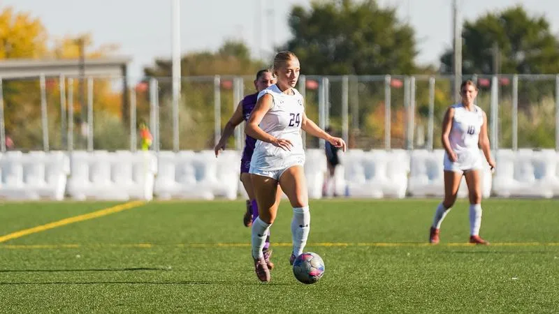 Busse Scores in Final Minute As Yotes Edge Oregon Tech 1-0