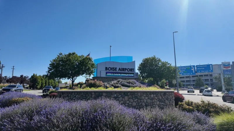 New Boise Airport parking system installed this week to streamline payment and exit