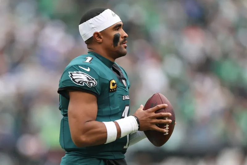 How a calf injury could have led to blood clots in Jalen Hurts' lungs