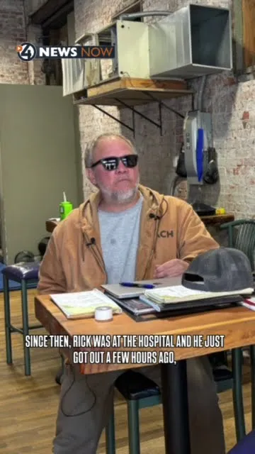 Boxing Coach attacked (Video)