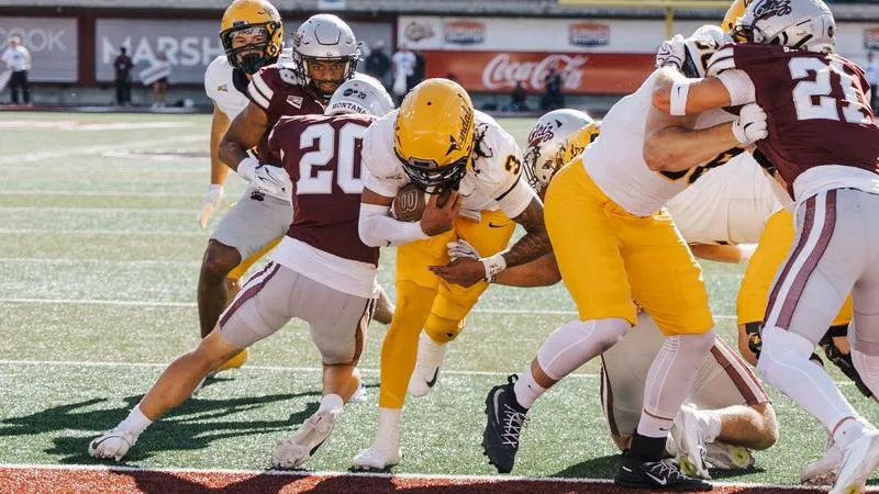 Vandals Welcome Thunderbirds for Homecoming Showdown