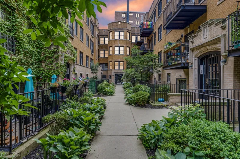What's for Sale in Rogers Park?