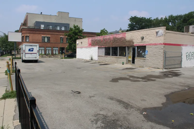 5-Story Apartment Building Pitched For Humboldt Park-UK Village Border