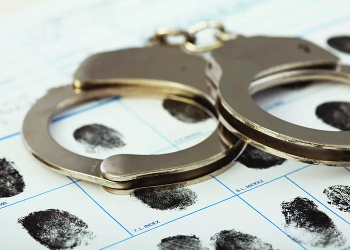 East Alton man charged with felony theft at Bethalto QuikTrip