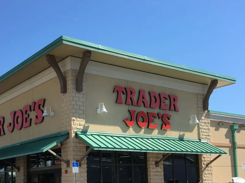Trader Joe's Opening In Uptown? Liquor License Requested For Former Vegan Food Hall