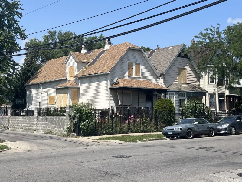 Logan Square Fire Injures 3 Residents, Displaces Family