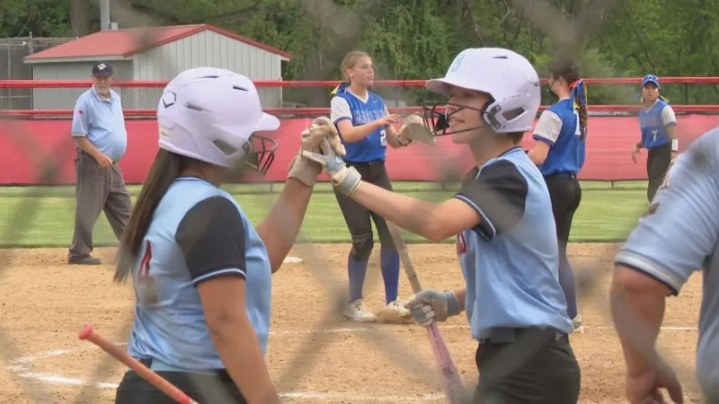 HIGHLIGHTS: IHSAA softball sectionals