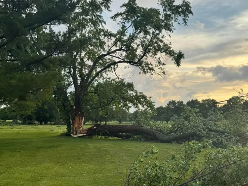 Storms: Delaware Country Club Damaged