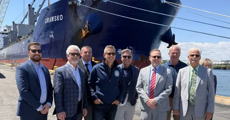 U.S. transportation secretary visits Burns Harbor port