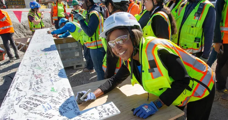 Gary contractor helped build Obama Presidential Center
