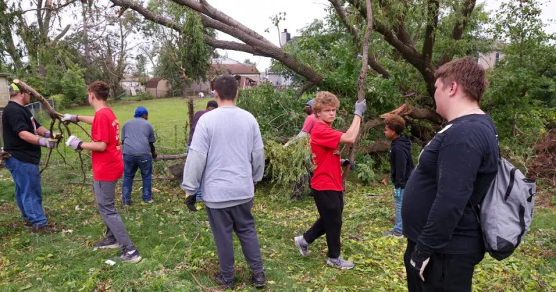 '1000% a blessing': Andrean High School students help Merrillville residents after tornado