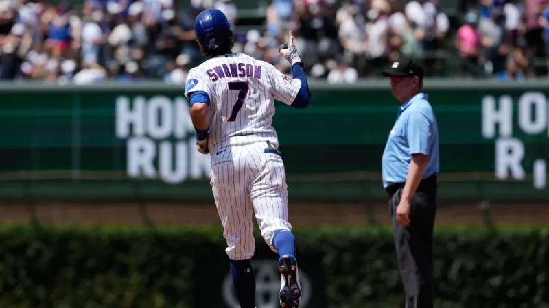 Dansby Swanson has 3 homers and 8 RBIs as the Cubs pound the Padres 23-3
